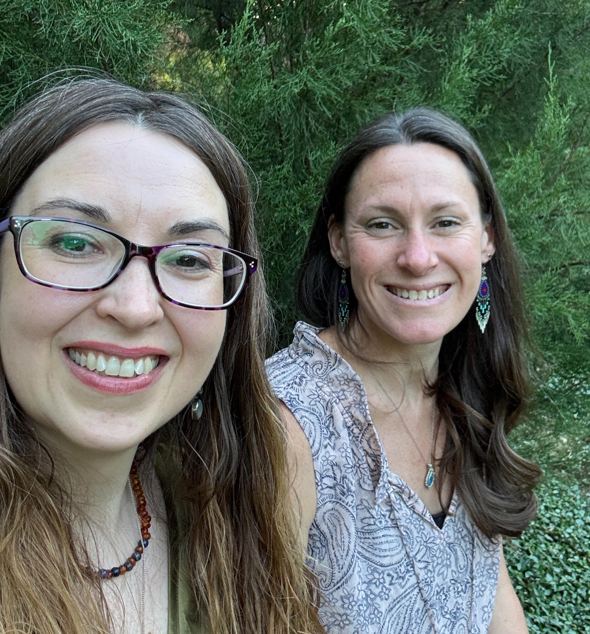 Krystal Linnea, writer, artist, healer, human design guide and mother of 5 - photo credit Bailey Medlin of Willow Tree Photography, DFW Texas.